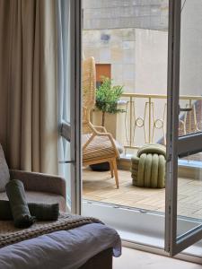 Terrace in Old Town - Castle & Cathedral View