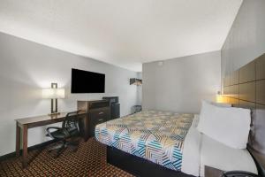 Motel 6 Chickasha, OK