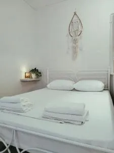 Cucuvaya Rithy - Áyios Andónios