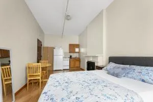 West 30th Street Guest House - سيكوكس