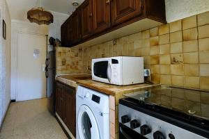 Appartements Nice T2 with terrace in Saint-Cyr-sur-Mer : photos des chambres