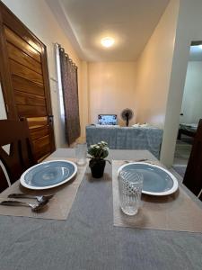 Modern 1-bedroom Apartment with Full-Bed