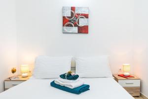 Family friendly house with a swimming pool Zecevo Rtic, Rogoznica - 10307