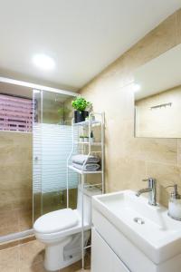 Private Room #4 in a 4 bedroom Guest House in Roma Norte, Mexico City