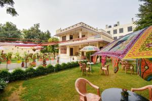 Hotel O The Nandinis Guest House