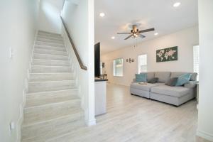 Private Townhouse Close to everything