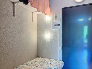 Studio lumineux proche centre-ville et thermes, balcon, parking, animaux acceptés - FR-1-451-211