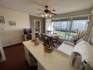 Appartement T3 Climatisé, 6 Pers, Proche Plage et Commerces, Parking Privé, Animaux Admis - FR-1-106-104