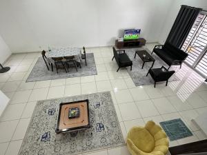 Nilai Impian Cozy Homestay at AZALEA