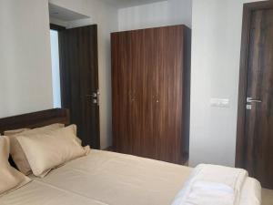 Robin 3-1bhk Apartment with Sofa Bed