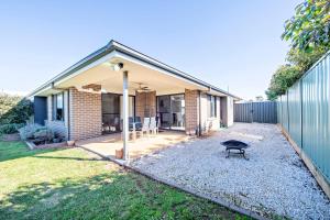 Magnolia Entertainer - Firepit, Pets Welcome