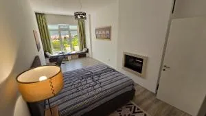 Village Gals - Đenovići