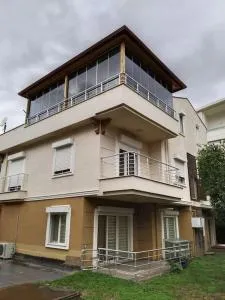 Denize Yakın Geniş Villa - Hurmaköy