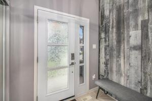 Beautiful Room 4mins from Gatineau Ottawa Airport