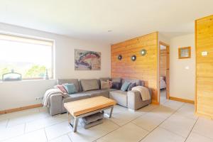 appartement en chalet individuel sauna piscine