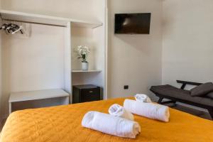 Triple Room with Balcony