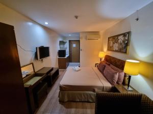 One Tagaytay Place Private Residences