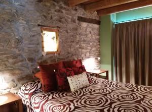 Double Room with Big Bathtub room in Masia d'en Valentí