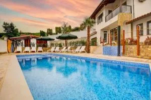 villa Andrea - Tschatallar