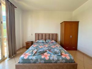 Onis Sea View Apartments