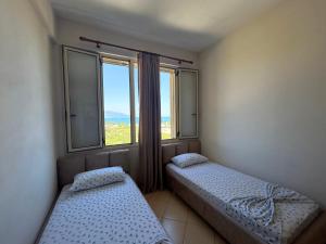 Onis Sea View Apartments