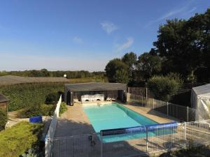 Chalets Les Pilotis Du Cognac : photos des chambres