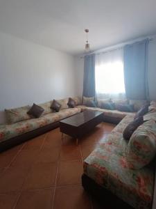 Appartement avec piscine et proche de la mer