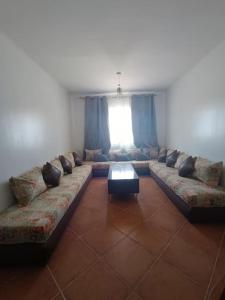 Appartement avec piscine et proche de la mer