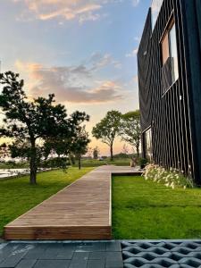 SvencelÄ— Waterfront Cozy Cottage Escape