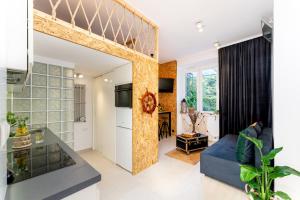 Lighthouse by Cozyplace