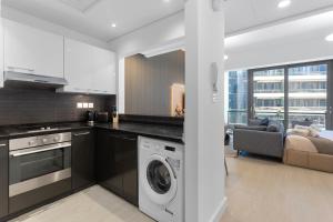 Stylish Studio with Premium Features in Marina