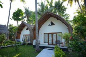 Phòng Giường Đôi Có Ban Công (Double Room with Balcony)