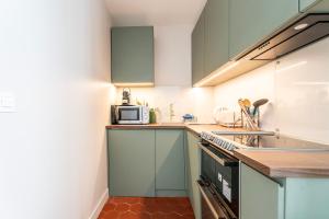 Apartment in Canal saint Martin