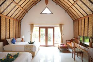 Phòng 2 giường đơn có ban công (Twin Room with Balcony)