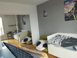 Maisons de vacances Grande maison proche Nantes piscine chauffee couverte : photos des chambres