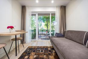 Central Beachside Studios