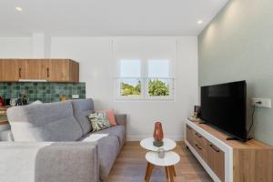 Comeback LA CASA OCULTA DE LA LUNA