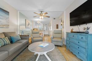 Harbor House B12 - My Blue Heron