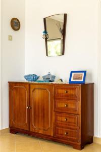 Manos Beach House Salamina