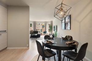 ARCTIC HOMES - The Plaza