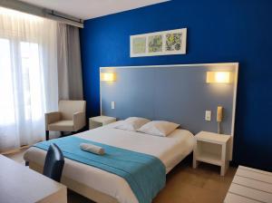 Hotels Hotel et Appart'Hotel Le Relais Du Val D'Orbieu : photos des chambres