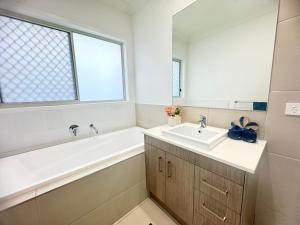 Absolute Familial Paradise- Greenbank