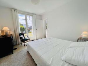 Quiberon : Villa 5 pièces, 140m², Proche Plage, Calme - FR-1-478-297