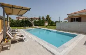 Apanemi Villa-Private Pool - Vraná