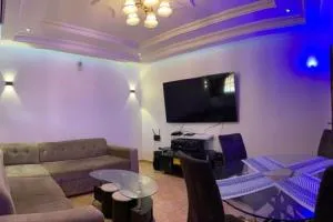 Appartement 01 Chambre-salon - Apéyémé