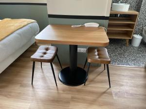 Hotels Hotel Trinquet : Studio Triple Standard