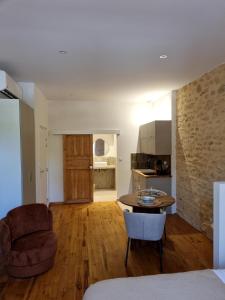 Appart'hotels Casita Suite Hyper centre Sarlat : photos des chambres