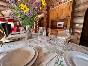 Maisons de vacances C Les rondins nature gite 8 personnes avec jardin : photos des chambres