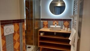 Hotels Hotel Trinquet : Chambre Triple