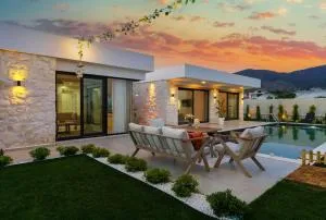 Seashell House - Private, Luxury, Pool, Sauna - Eldirek